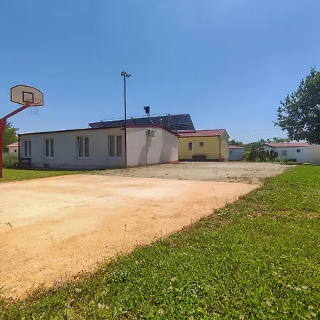 Awesome In Vikendica