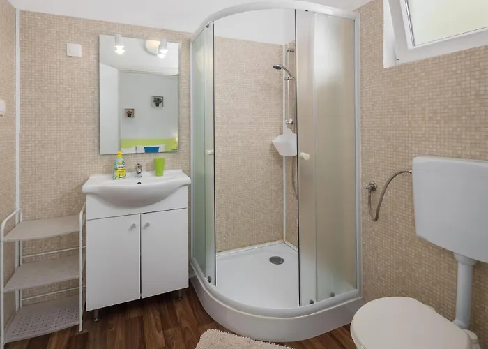 Vikendica Awesome In *